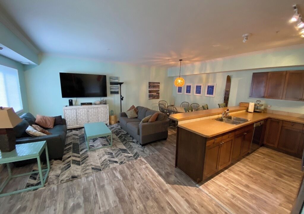 Photo of Livingroom in Sicamous