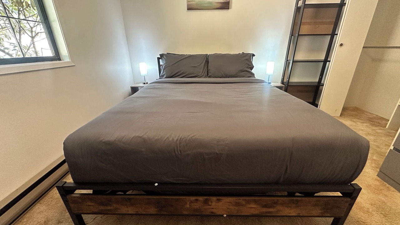 Photo of Bedroom in Colwood