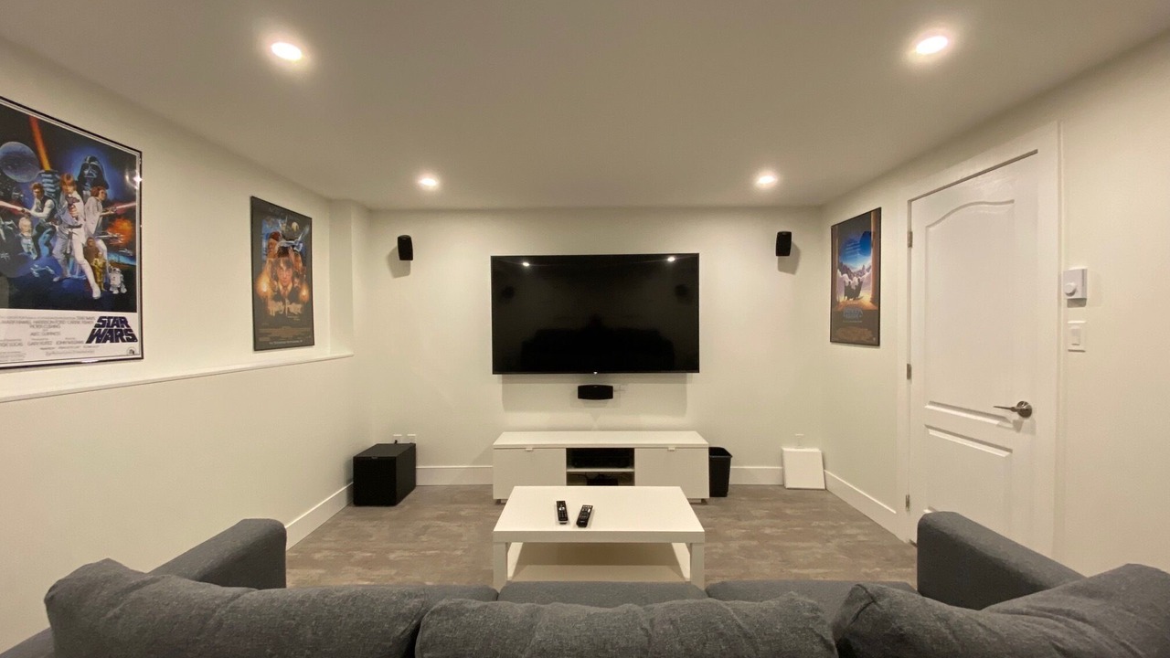 Photo of Livingroom in Courtenay
