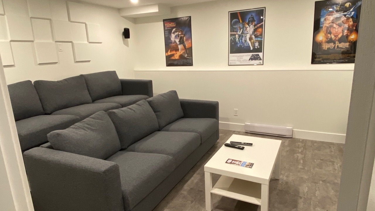 Photo of Livingroom in Courtenay