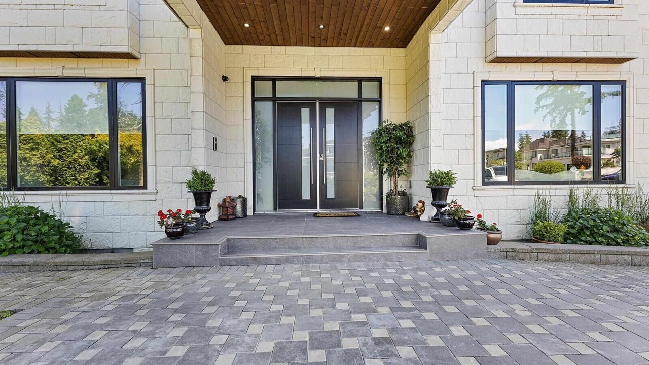 Photo of Outdoor in Surrey Newton