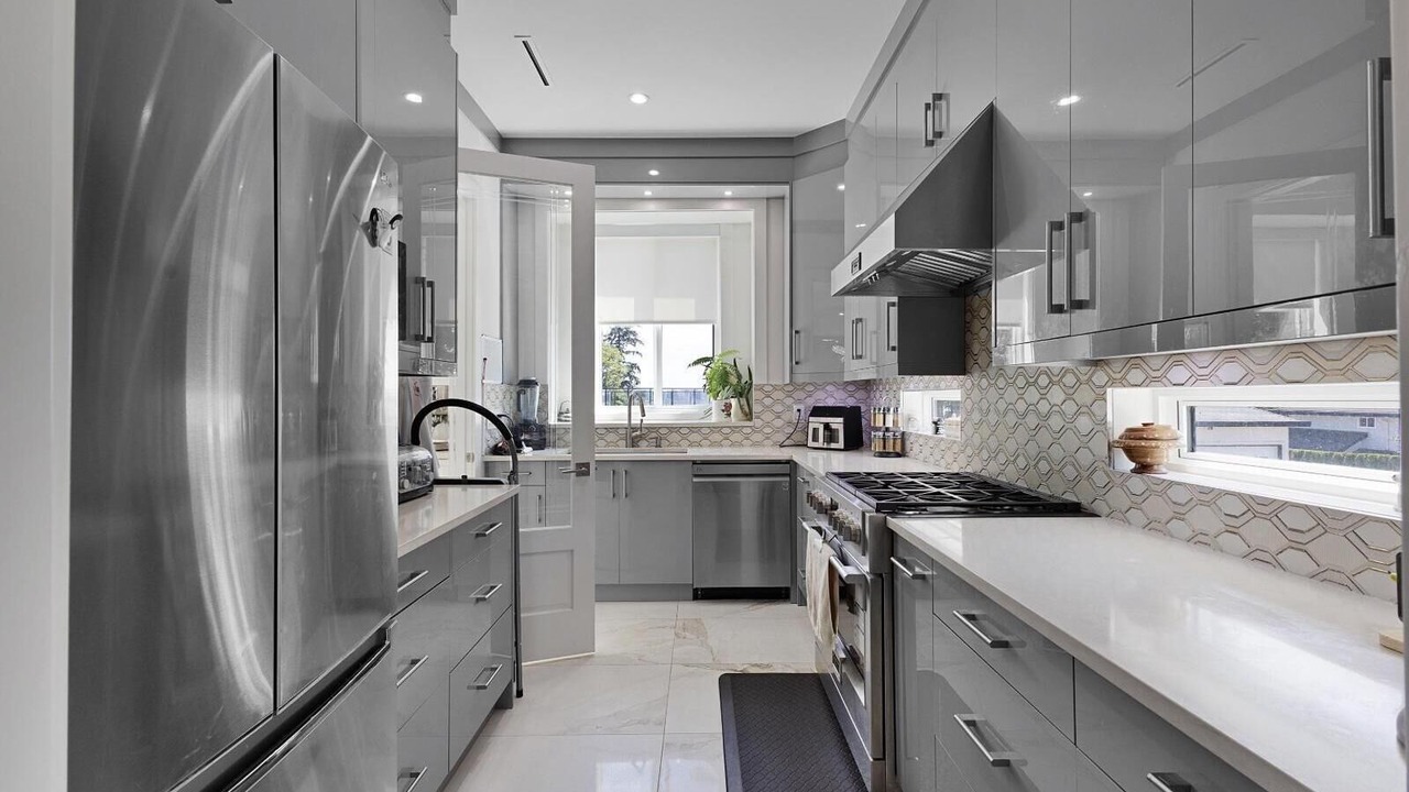Photo of Kitchen in Surrey Newton