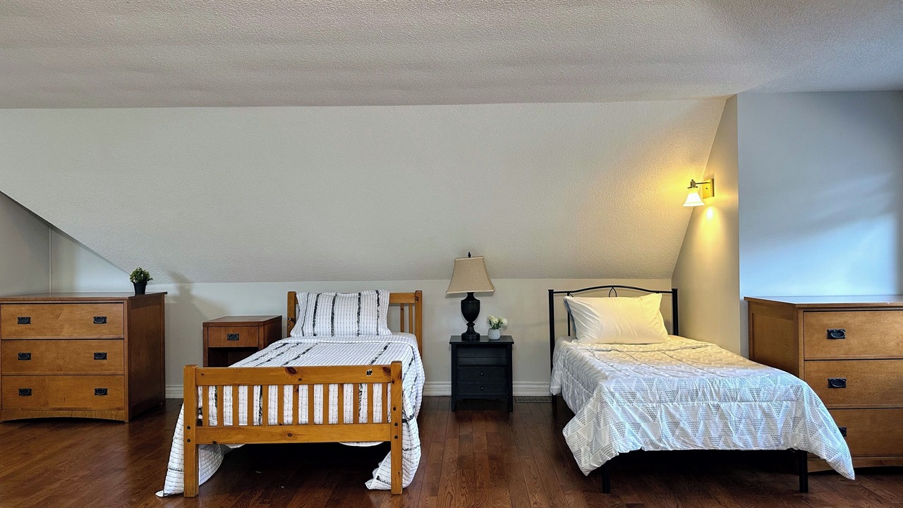 Photo of Bedroom in Colborne