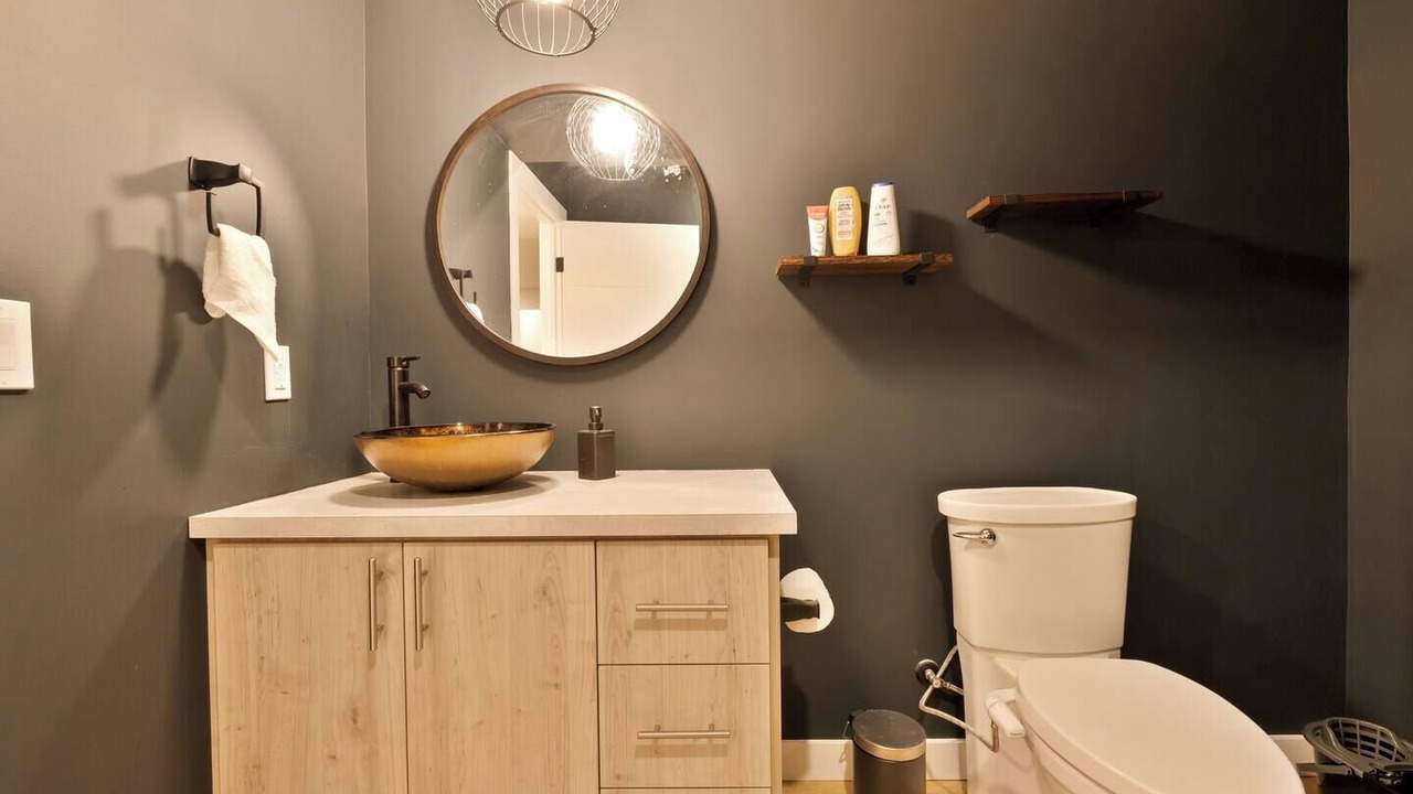 Photo of Bathroom in Airdrie