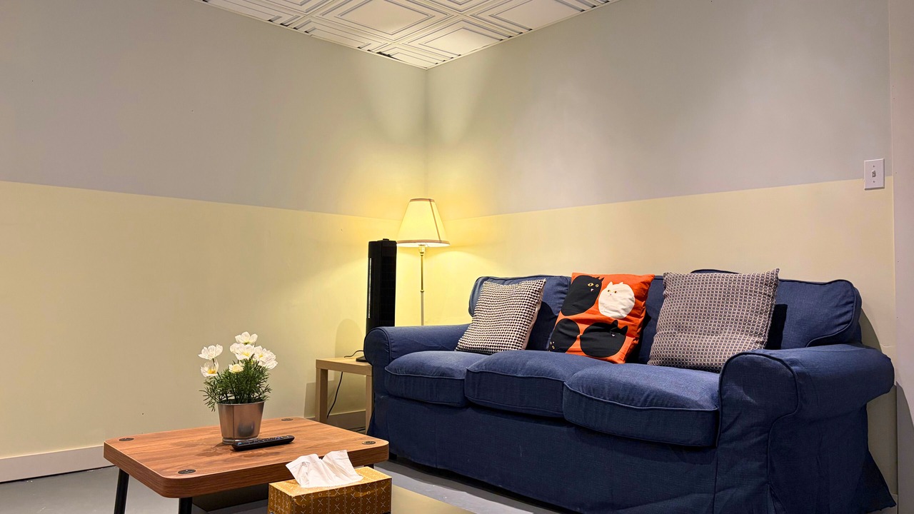 Photo of Livingroom in Thompson