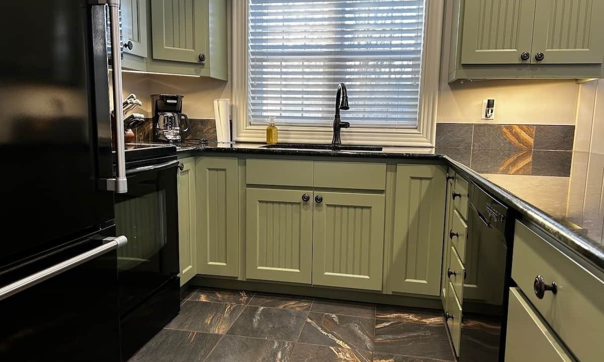 Photo of Kitchen in Fowler Lake