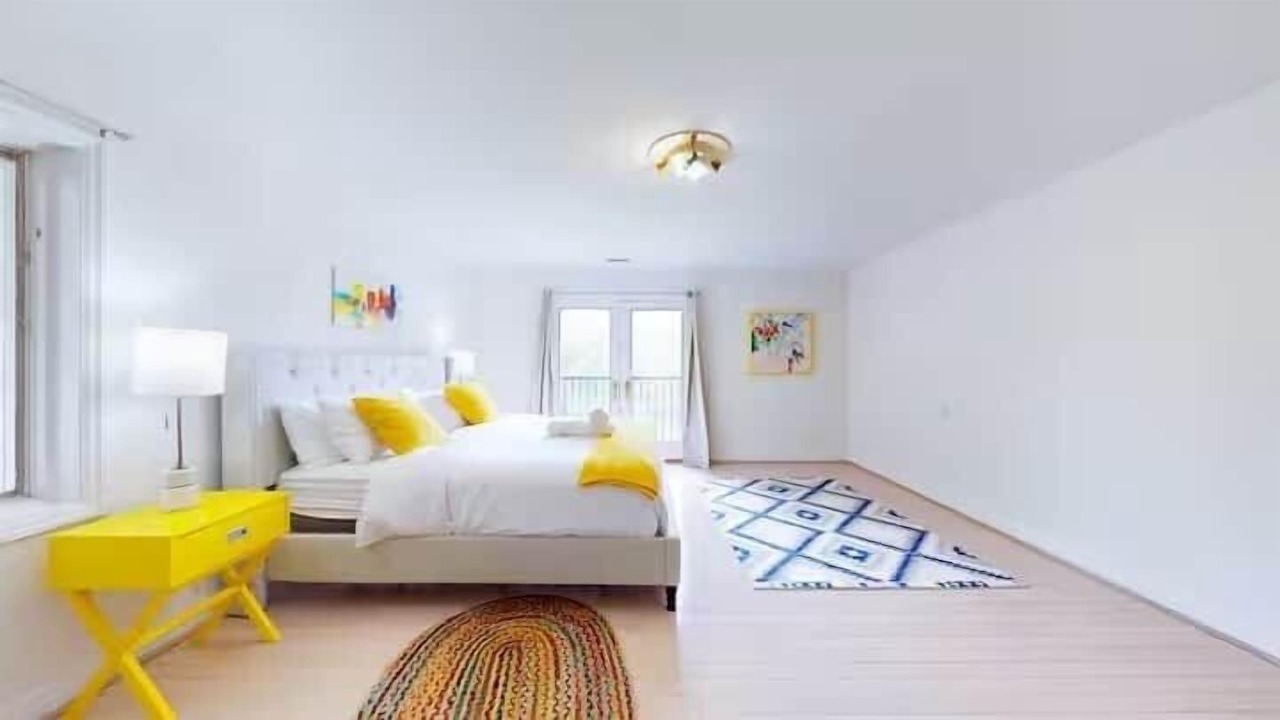 Photo of Bedroom in Thornhill