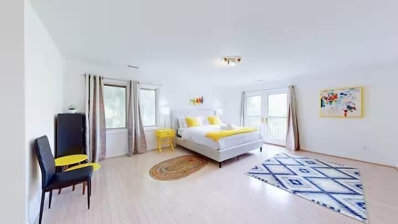 Photo of Bedroom in Thornhill