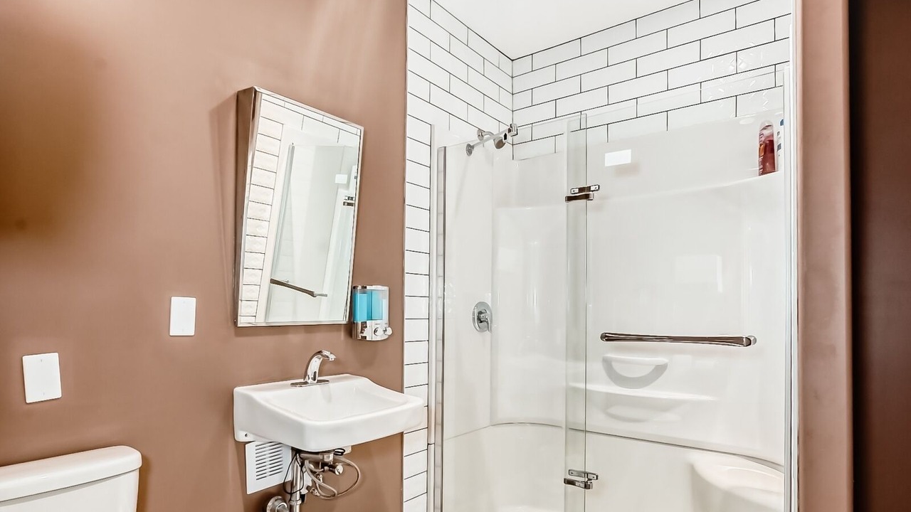 Photo of Bathroom in Calgary-Edmonton Corridor