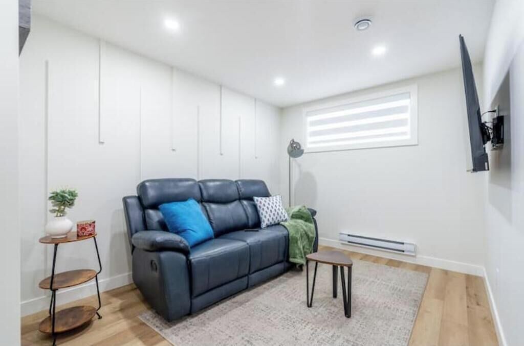 Photo of Livingroom in Regina