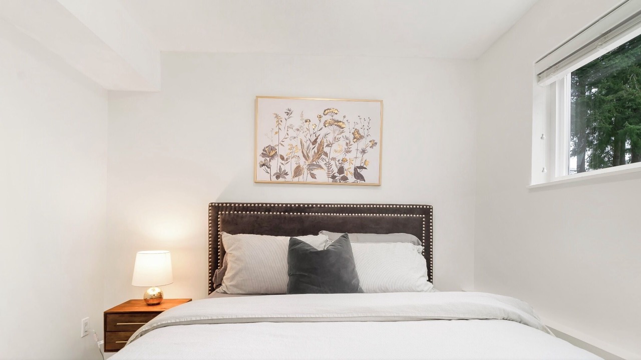 Photo of Bedroom in Delta