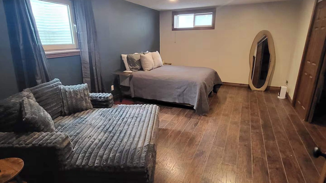 Photo of Bedroom in Salem