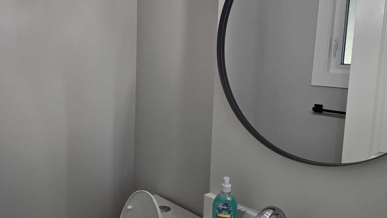 Photo of Bathroom in Maple Ridge
