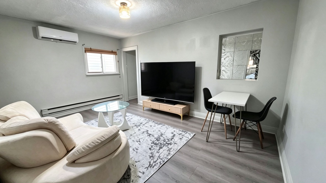 Photo of Livingroom in Oakridge