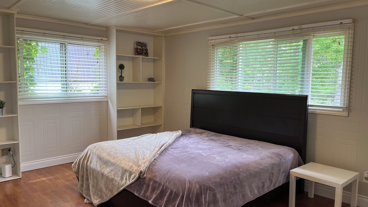 Photo of Bedroom in Port Franks