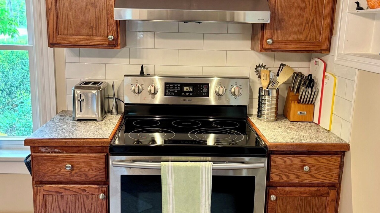 Photo of Kitchen in Quinte West
