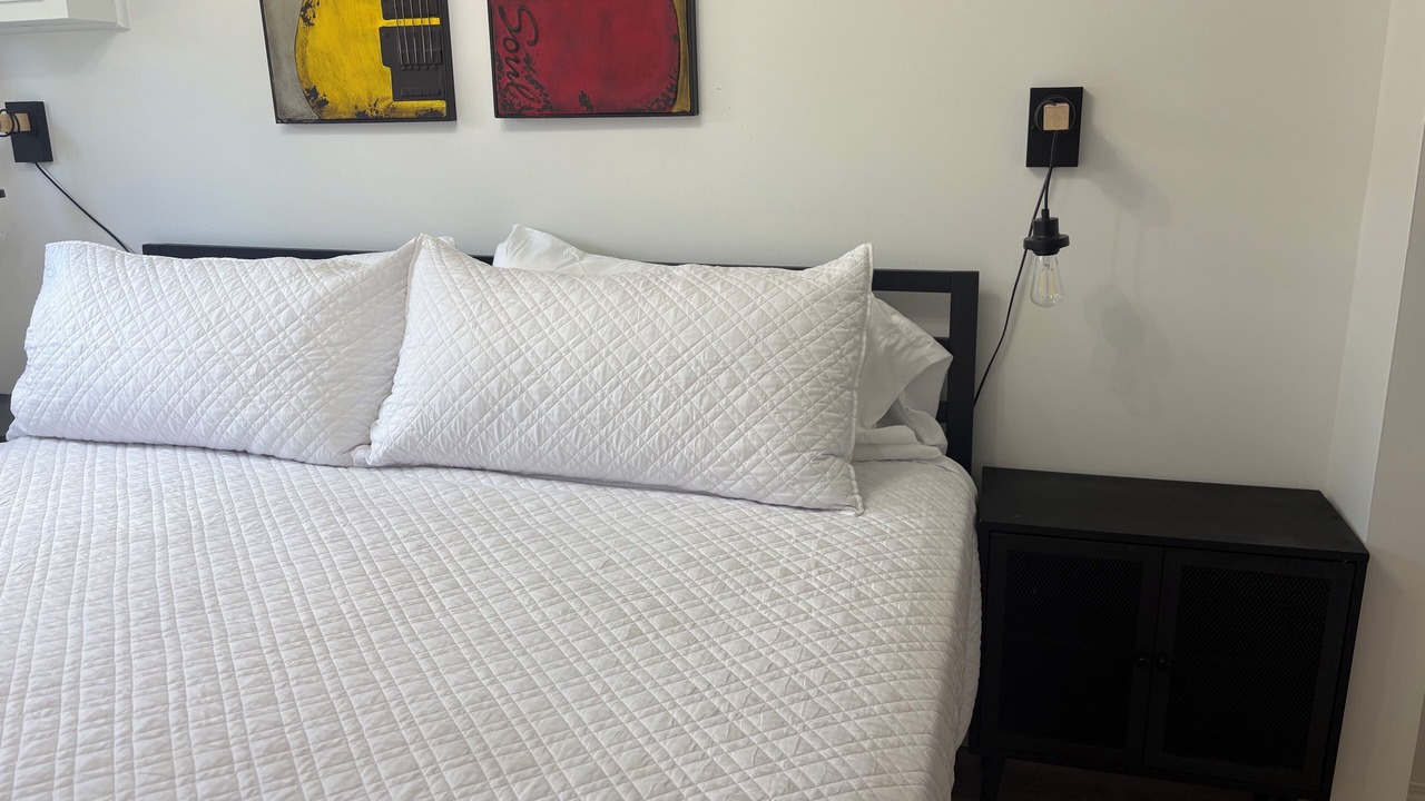 Photo of Bedroom in Canyon Meadows