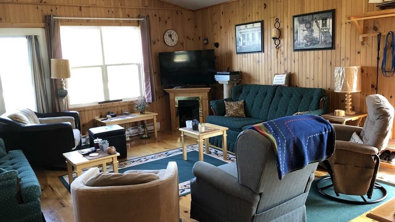 Photo of Livingroom in New London