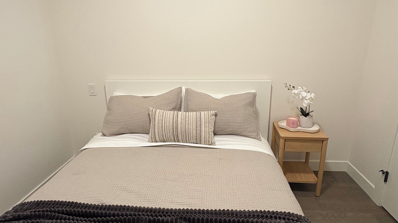 Photo of Bedroom in South Pandosy