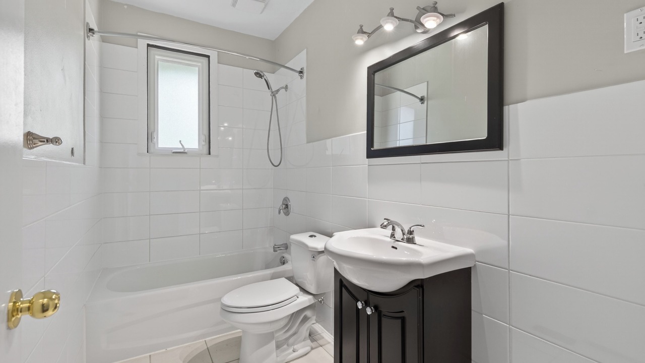 Photo of Bathroom in Bronte