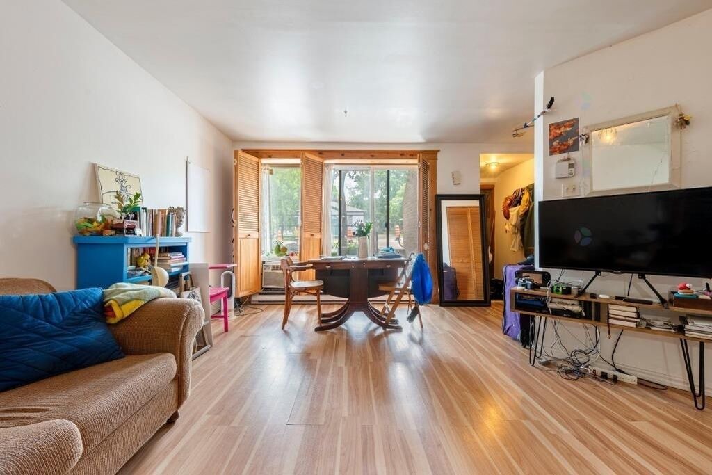 Photo of Livingroom in Mile End