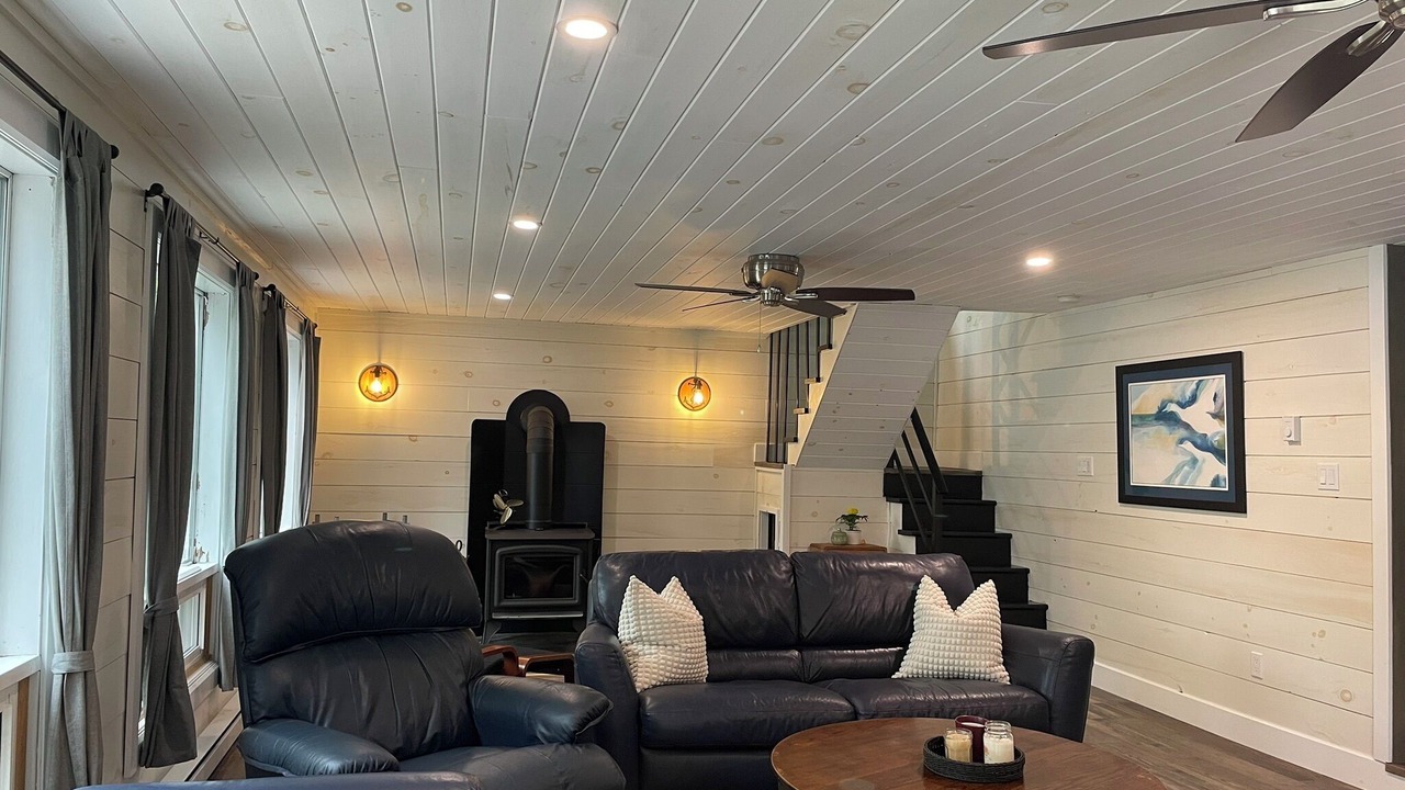 Photo of Livingroom in Minden Hills
