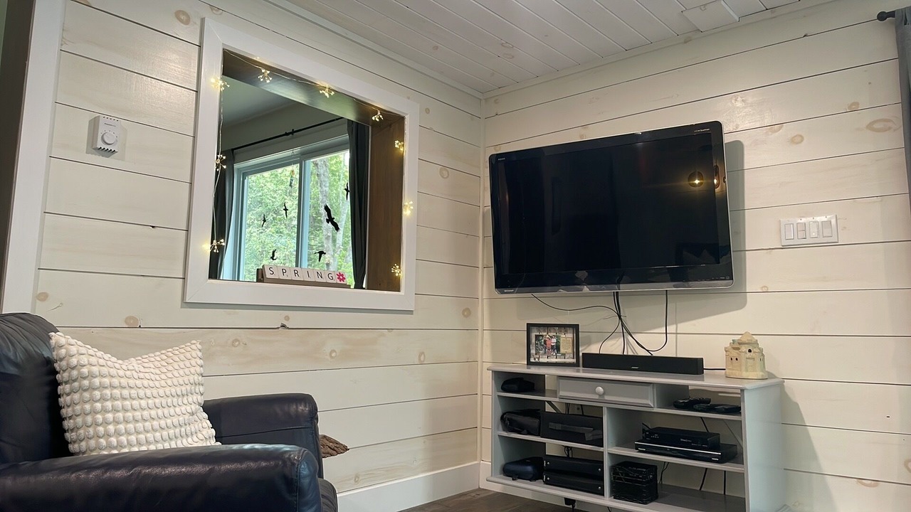 Photo of Livingroom in Minden Hills
