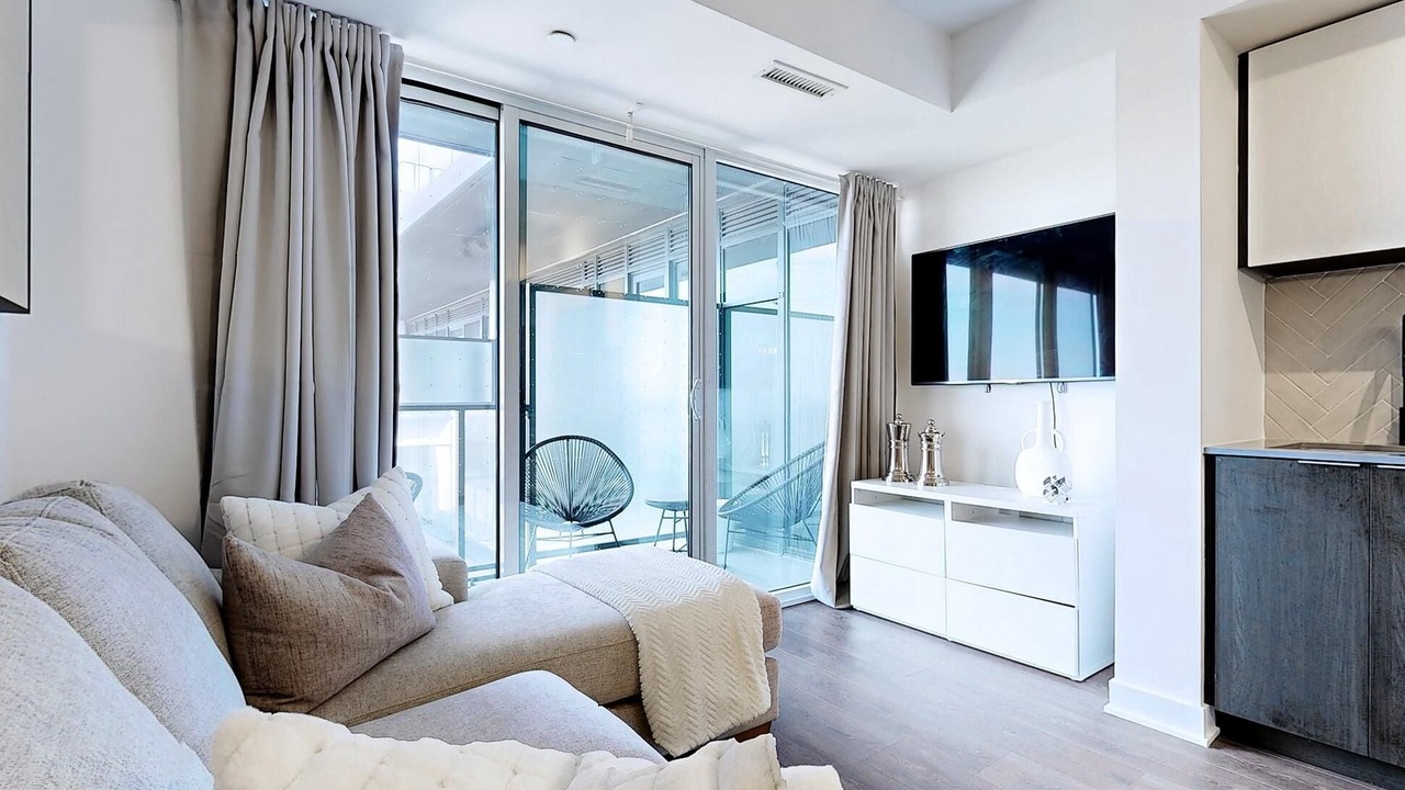 Photo of Livingroom in The Queensway