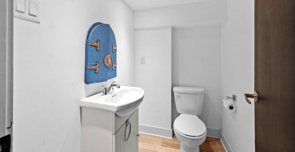 Photo of Bathroom in Vieux-Rosemont