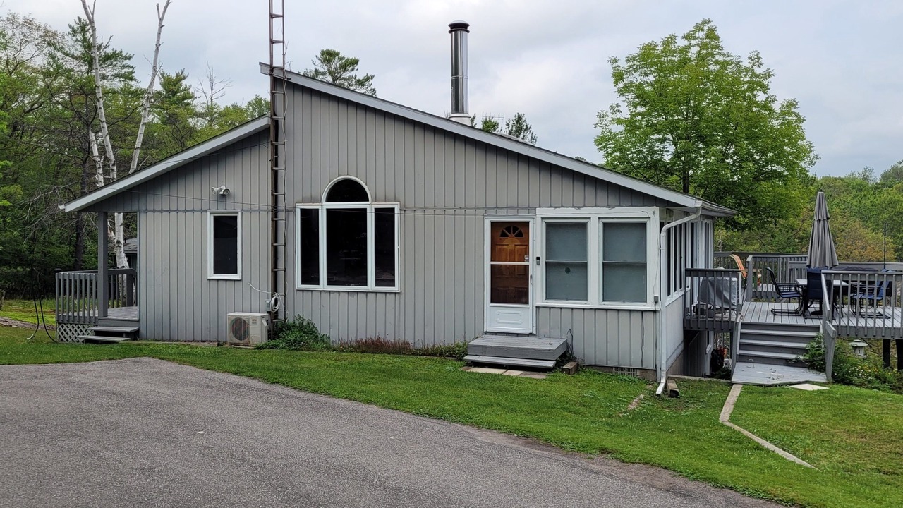 Photo of Outdoor in Carling