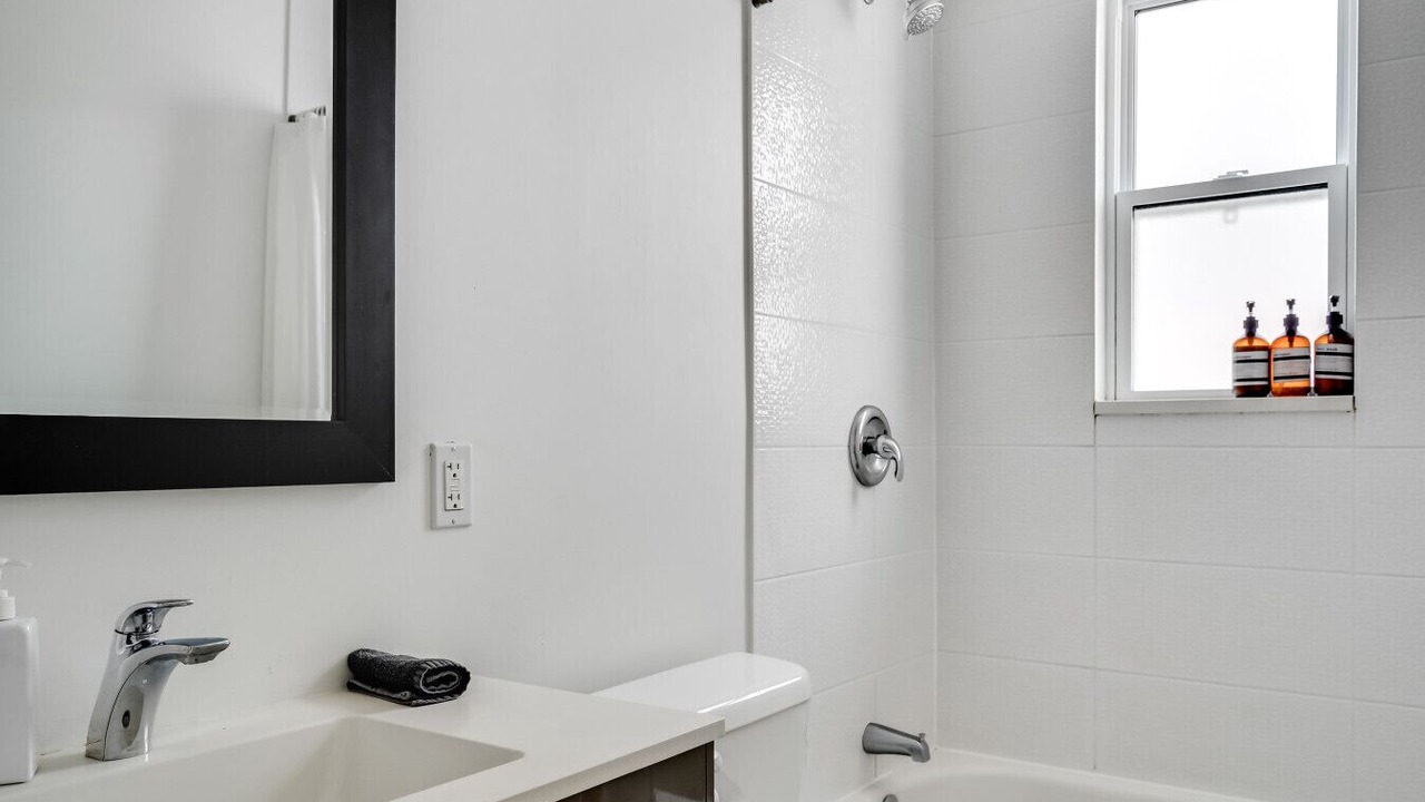 Photo of Bathroom in New Edinburgh