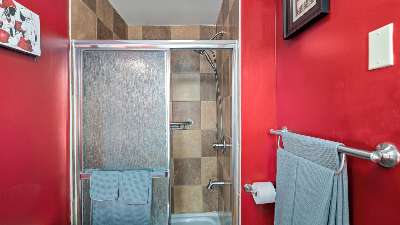 Photo of Bathroom in Port Burwell