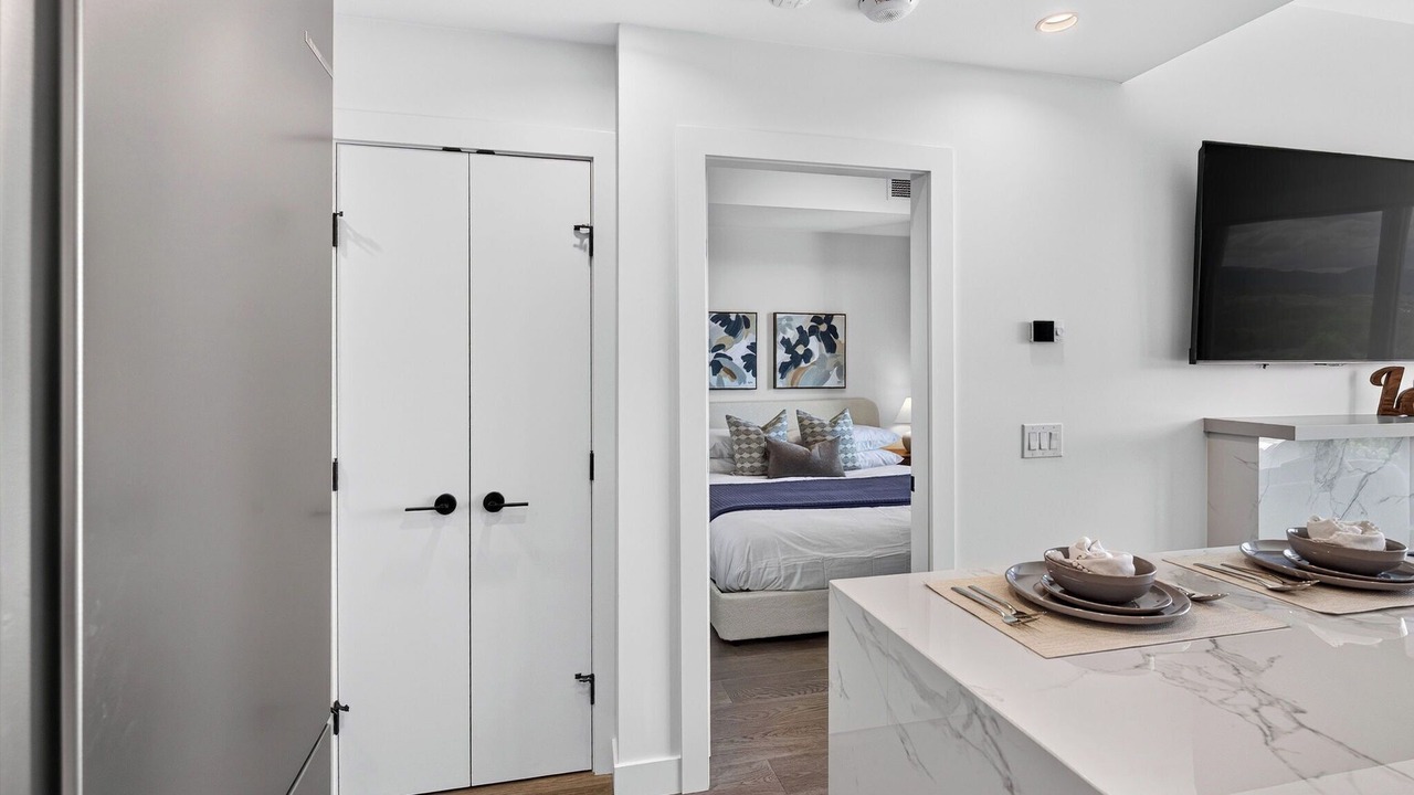 Photo of Bedroom in South Pandosy