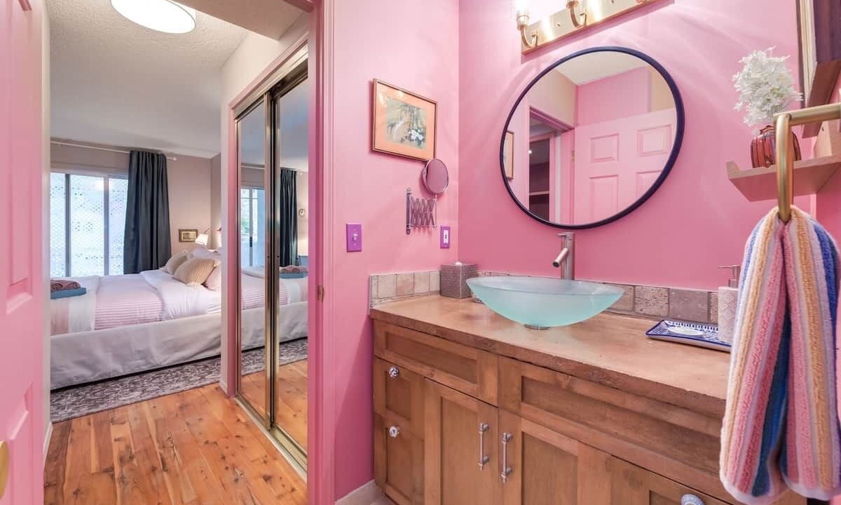 Photo of Bathroom in Sunnyside