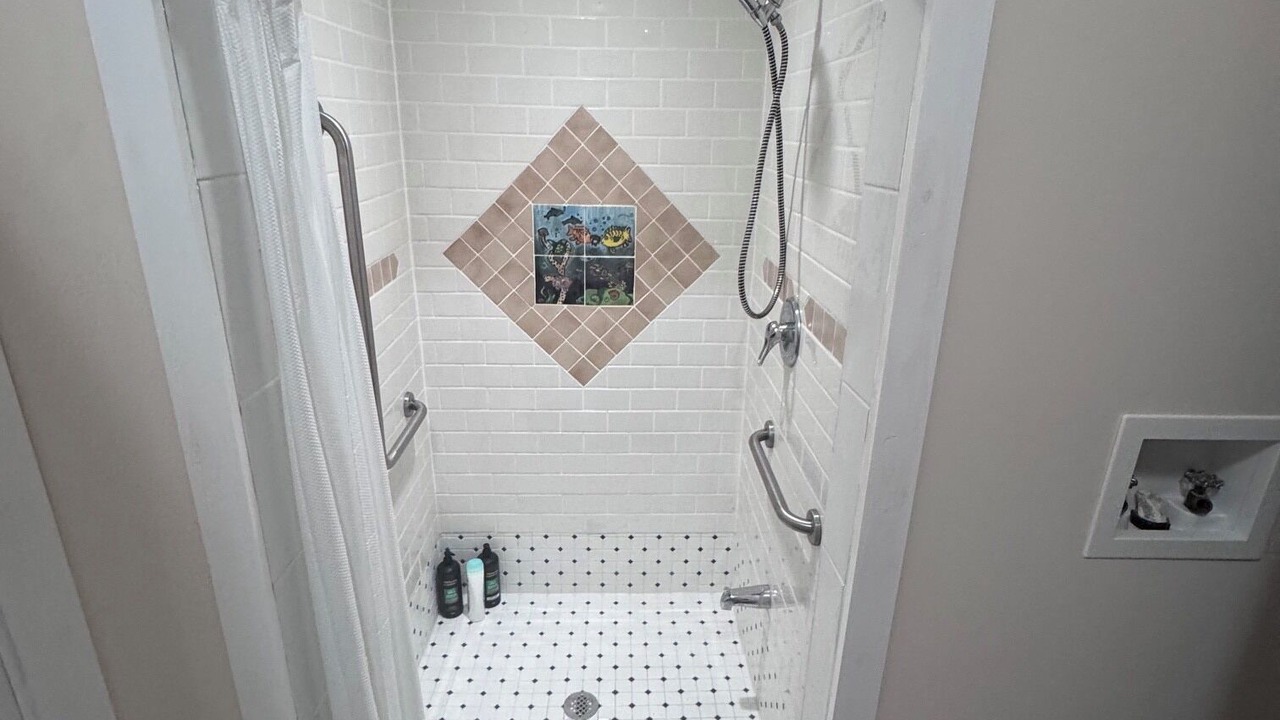 Photo of Bathroom in Balm Beach