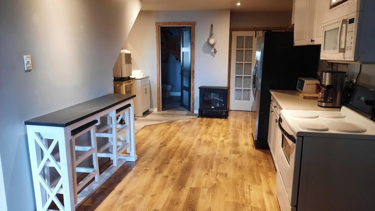 Photo of Kitchen in Northern Bruce Peninsula