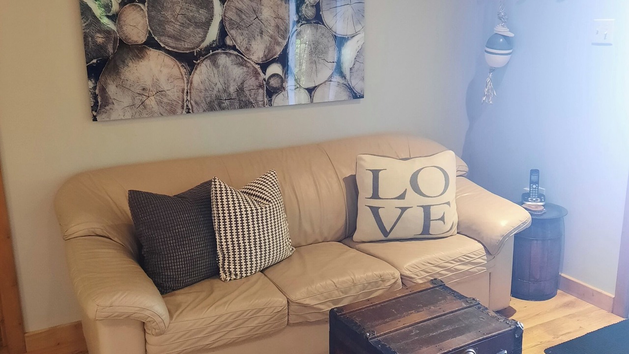 Photo of Livingroom in Northern Bruce Peninsula