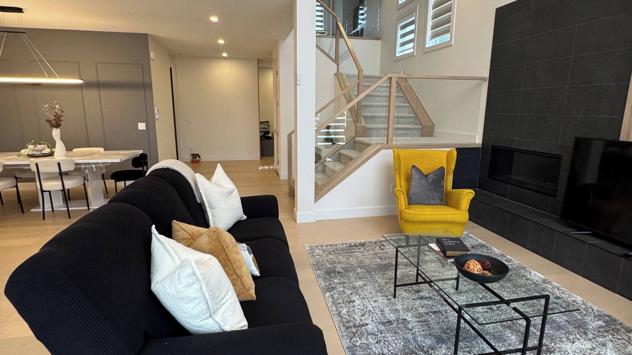 Photo of Livingroom in Chestermere