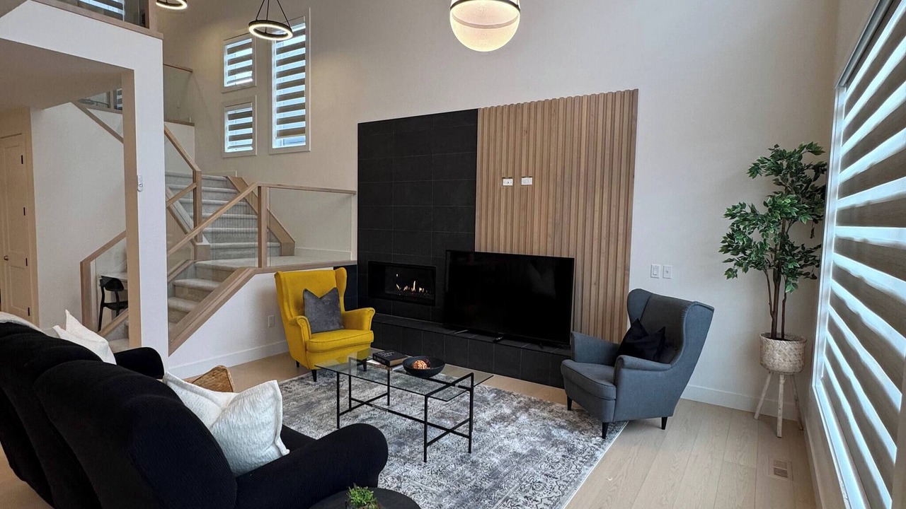 Photo of Livingroom in Chestermere
