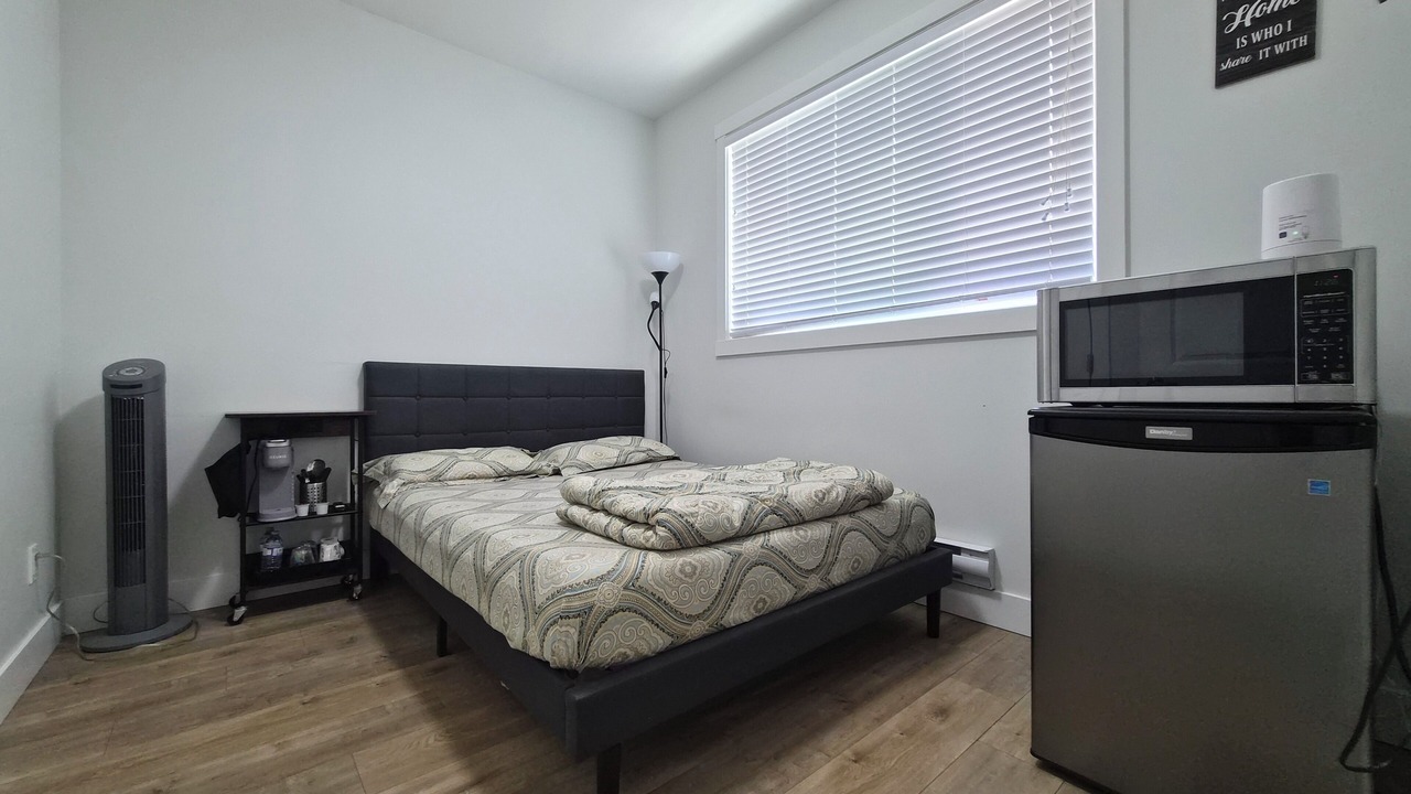 Photo of Bedroom in South Newton