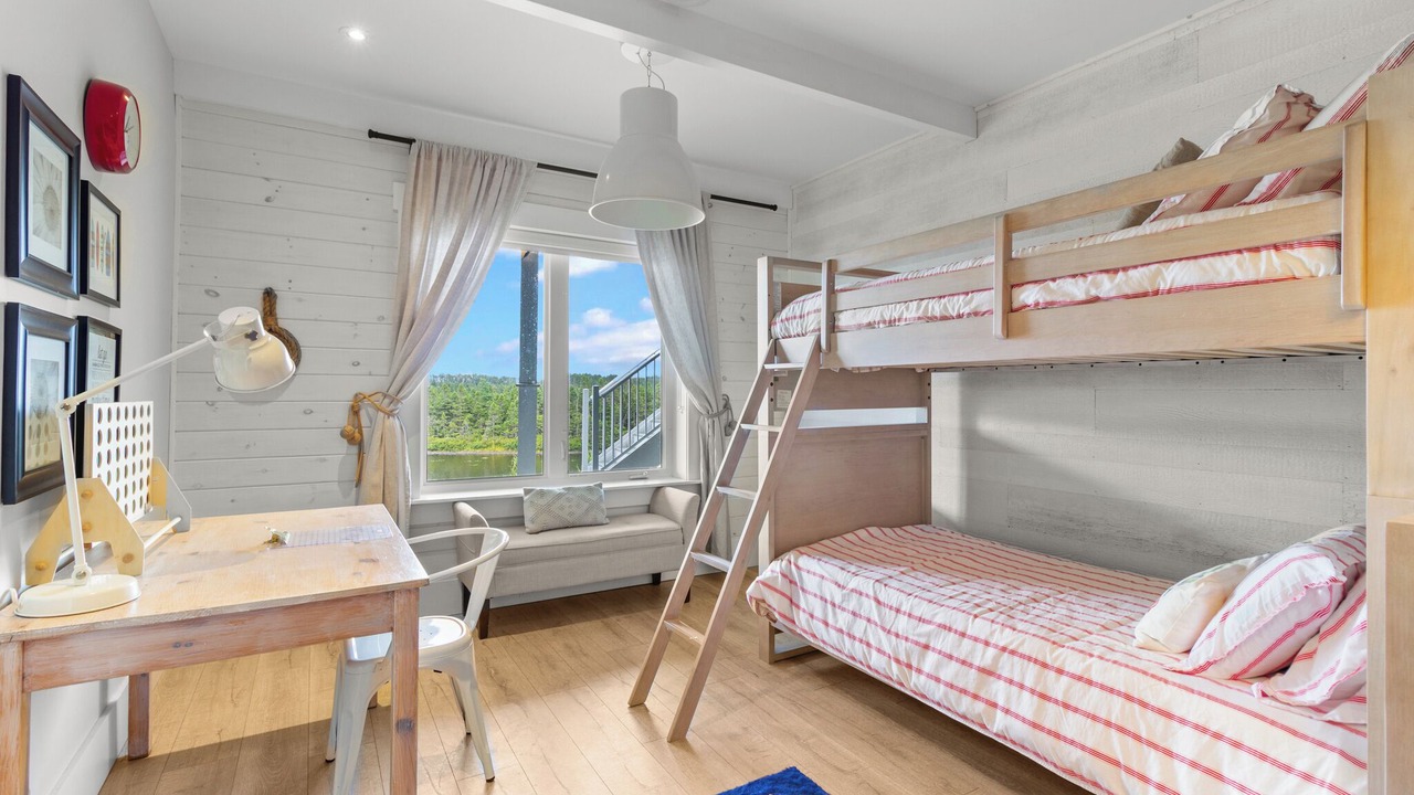 Photo of Bedroom in Whitbourne