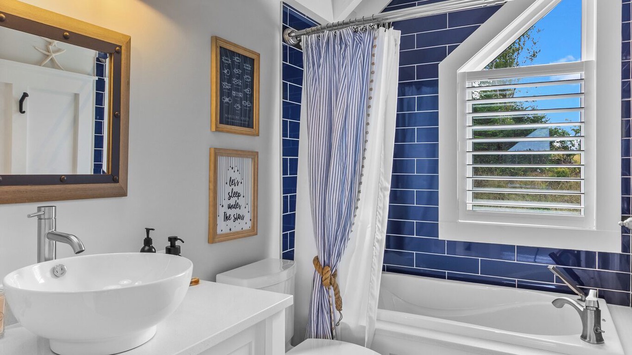 Photo of Bathroom in Whitbourne