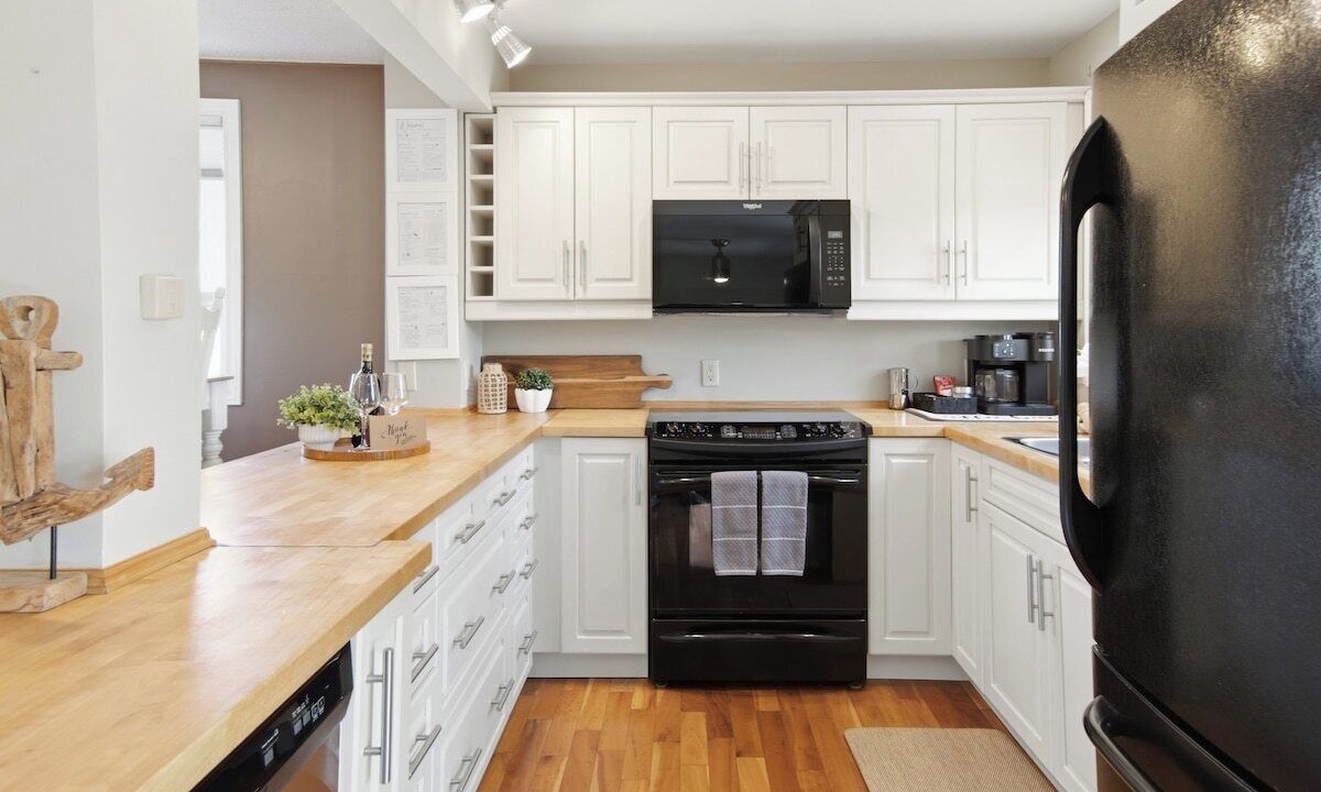Photo of Kitchen in Fenelon Falls