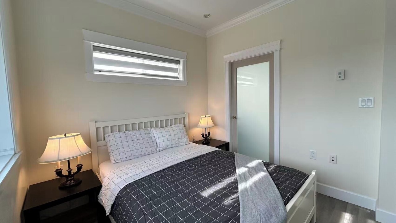 Photo of Bedroom in Sunset