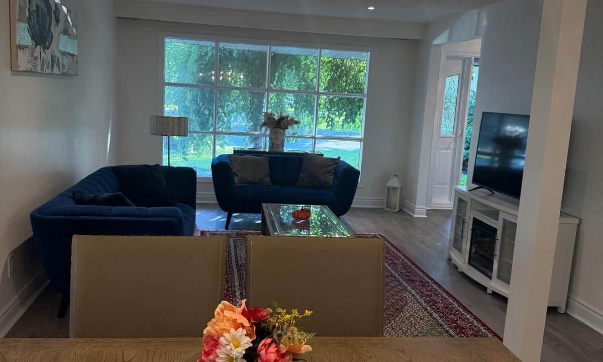 Photo of Livingroom in Markham