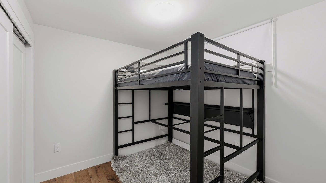 Photo of Bedroom in Riley Park-Little Mountain