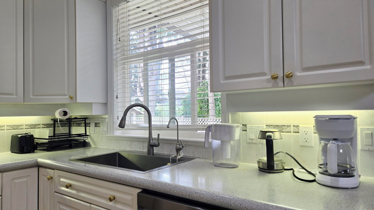 Photo of Kitchen in South Surrey