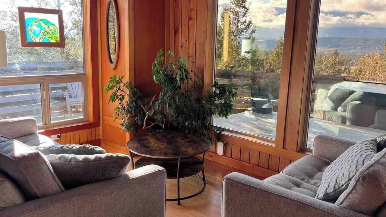 Photo of Bedroom in East Kootenay