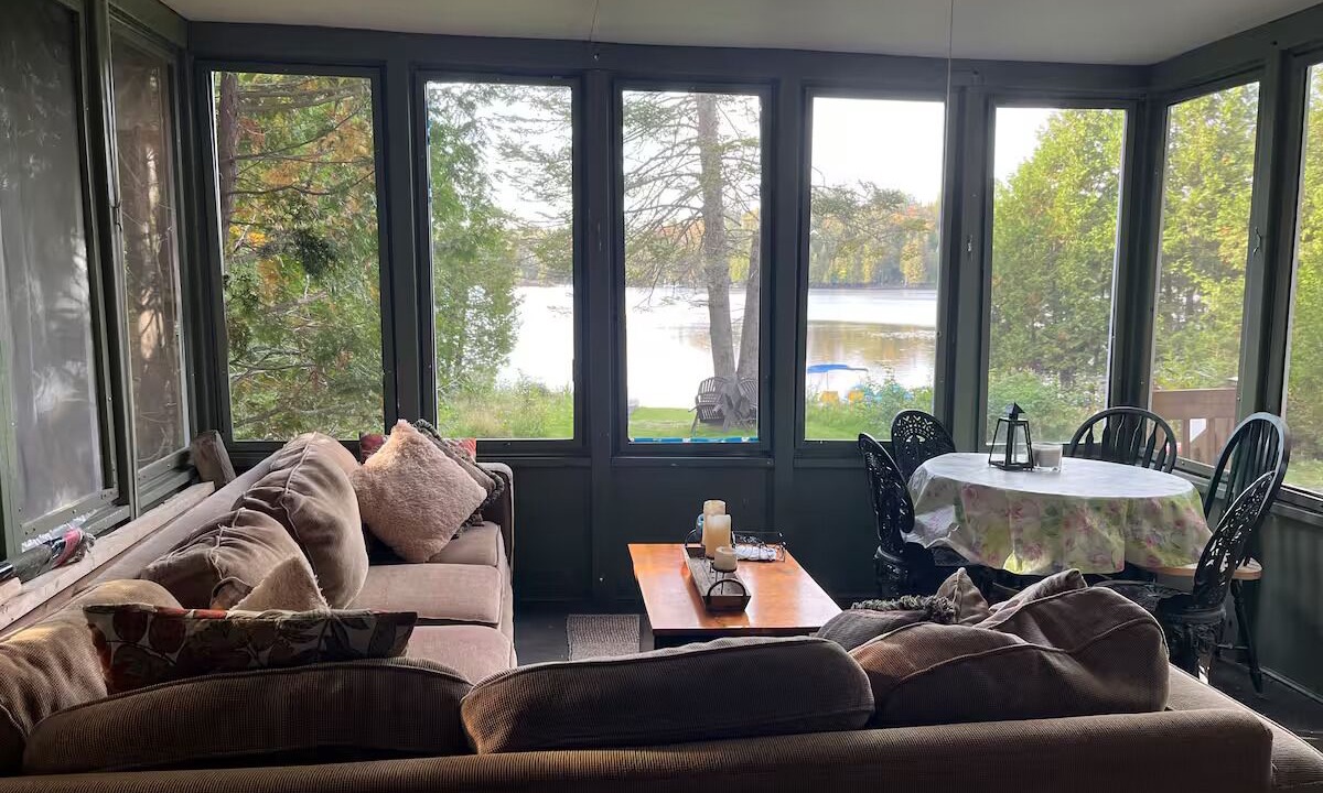 Photo of Livingroom in Wentworth-Nord