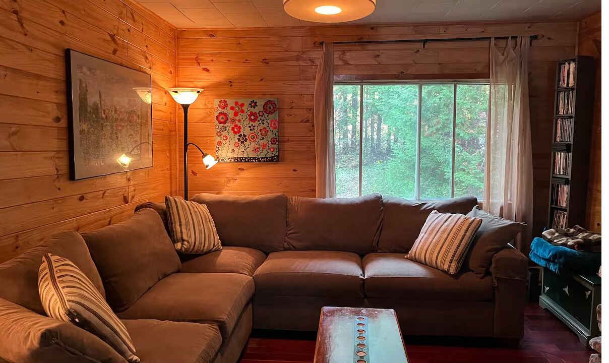 Photo of Livingroom in Wentworth-Nord